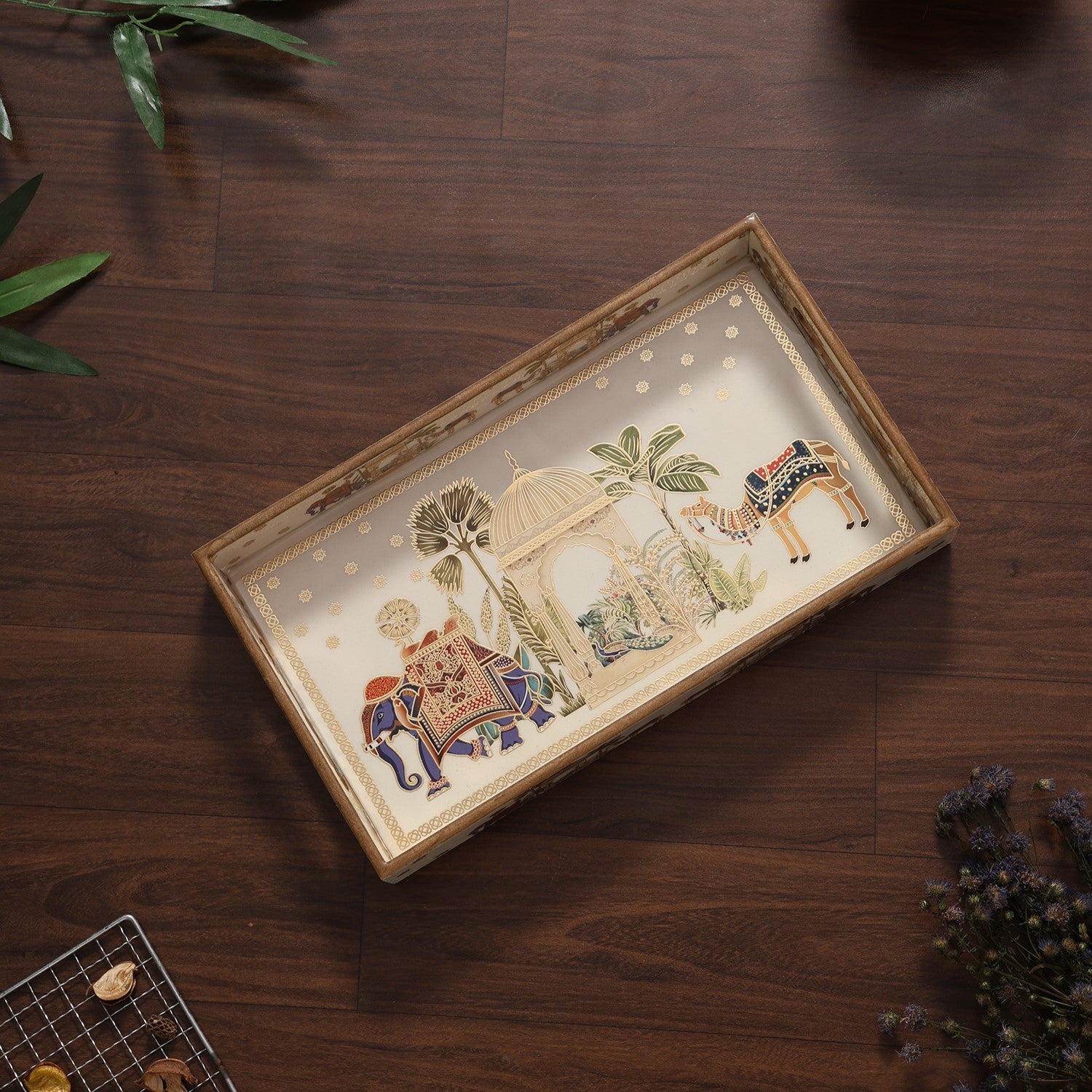 Royal Camel Medium Tray