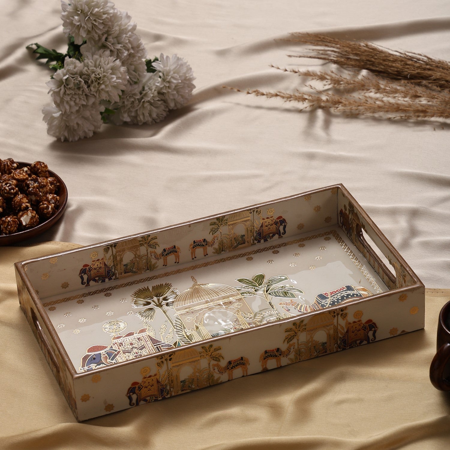 Royal Camel Medium Tray