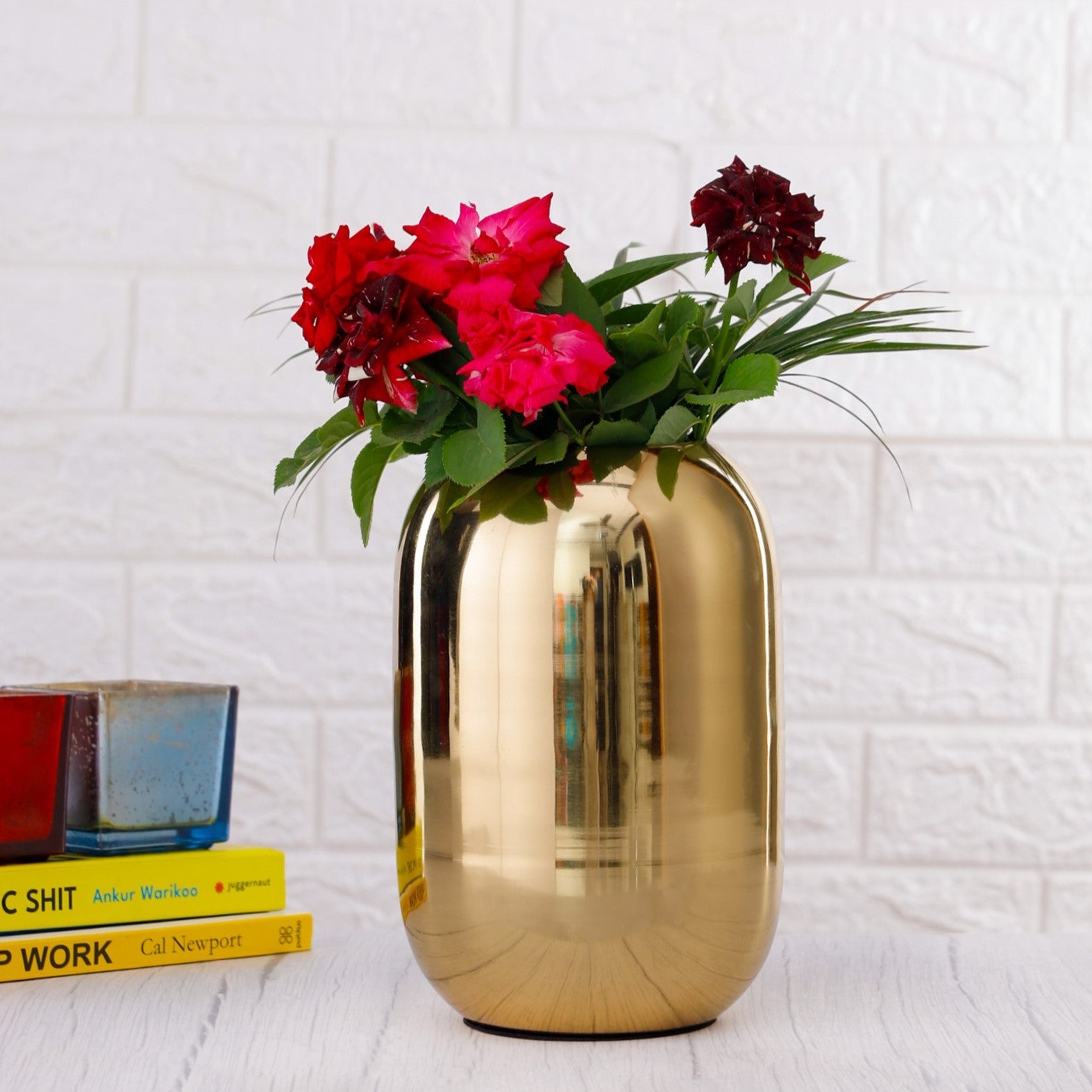 Oval Metal Vase Pack Of 1