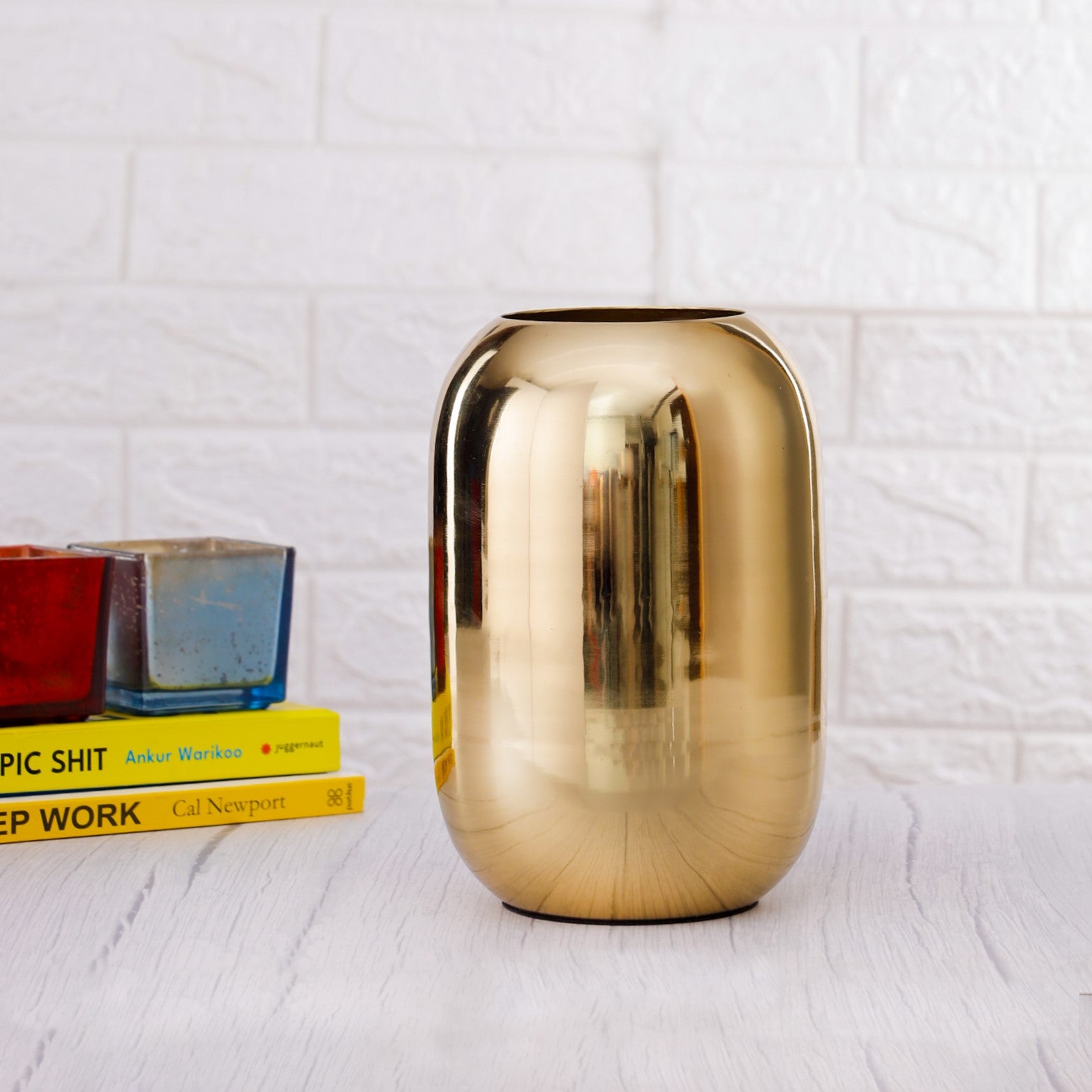 Oval Metal Vase Pack Of 1