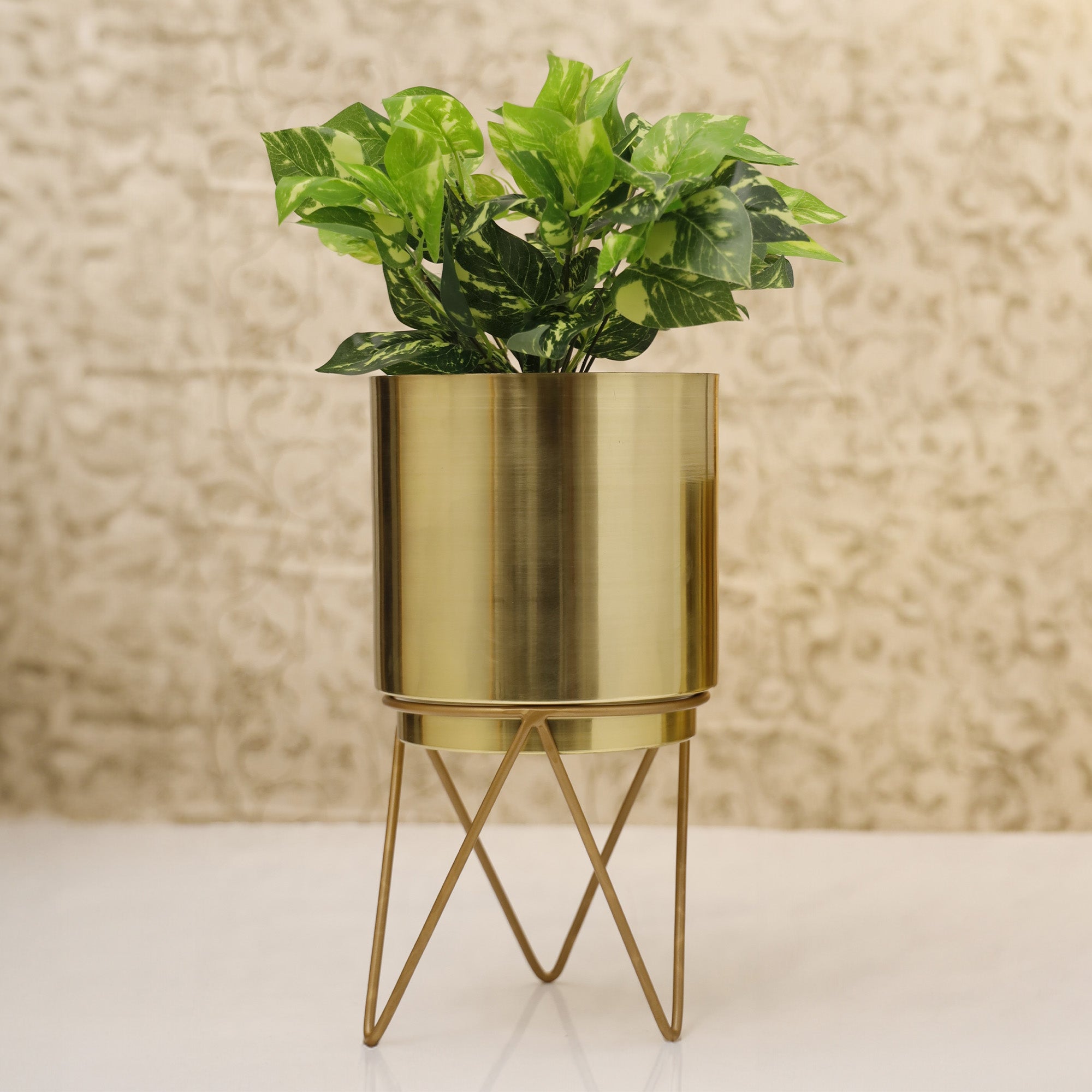 Elle Gold Planter (Pack Of 1)