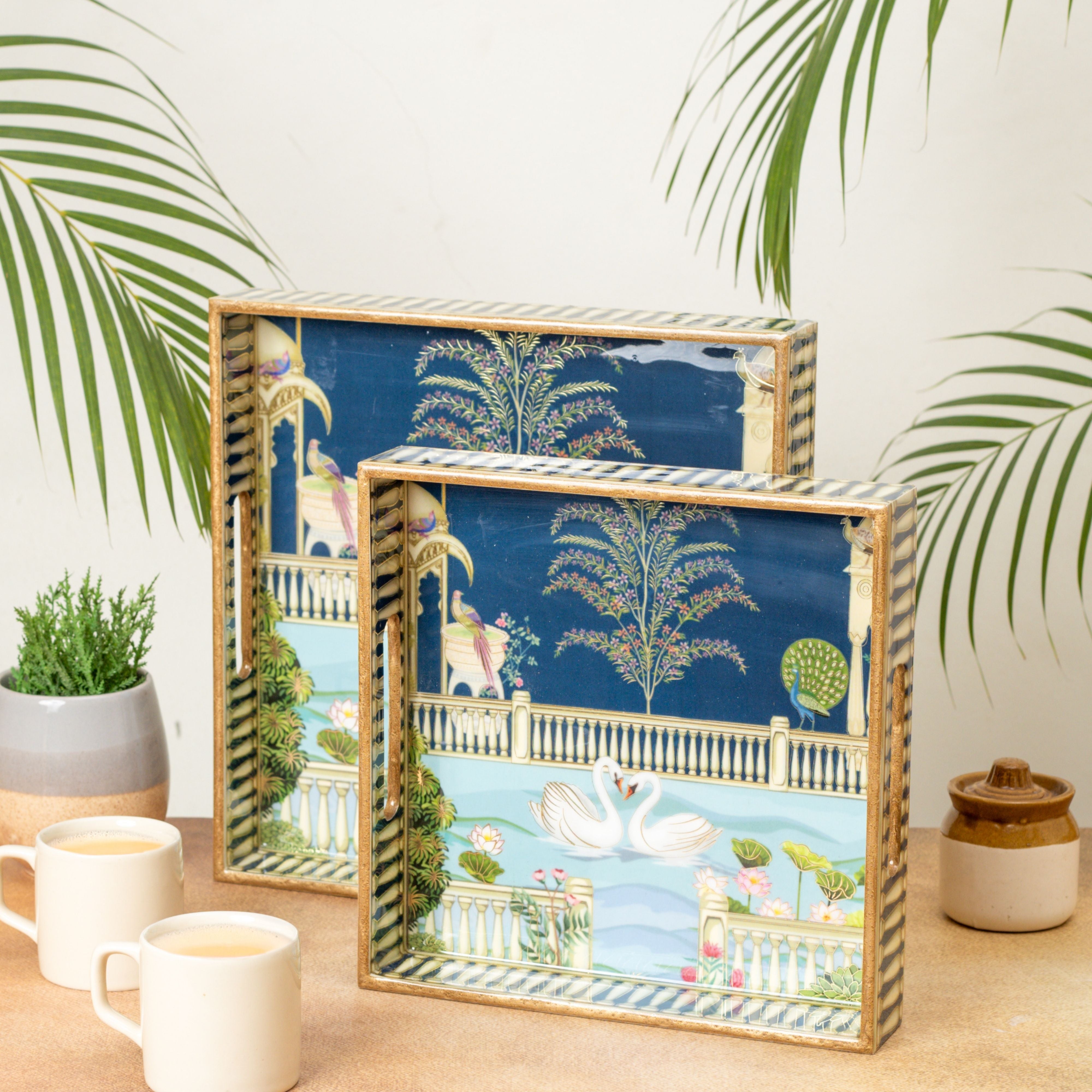 Swan Square Trays Set