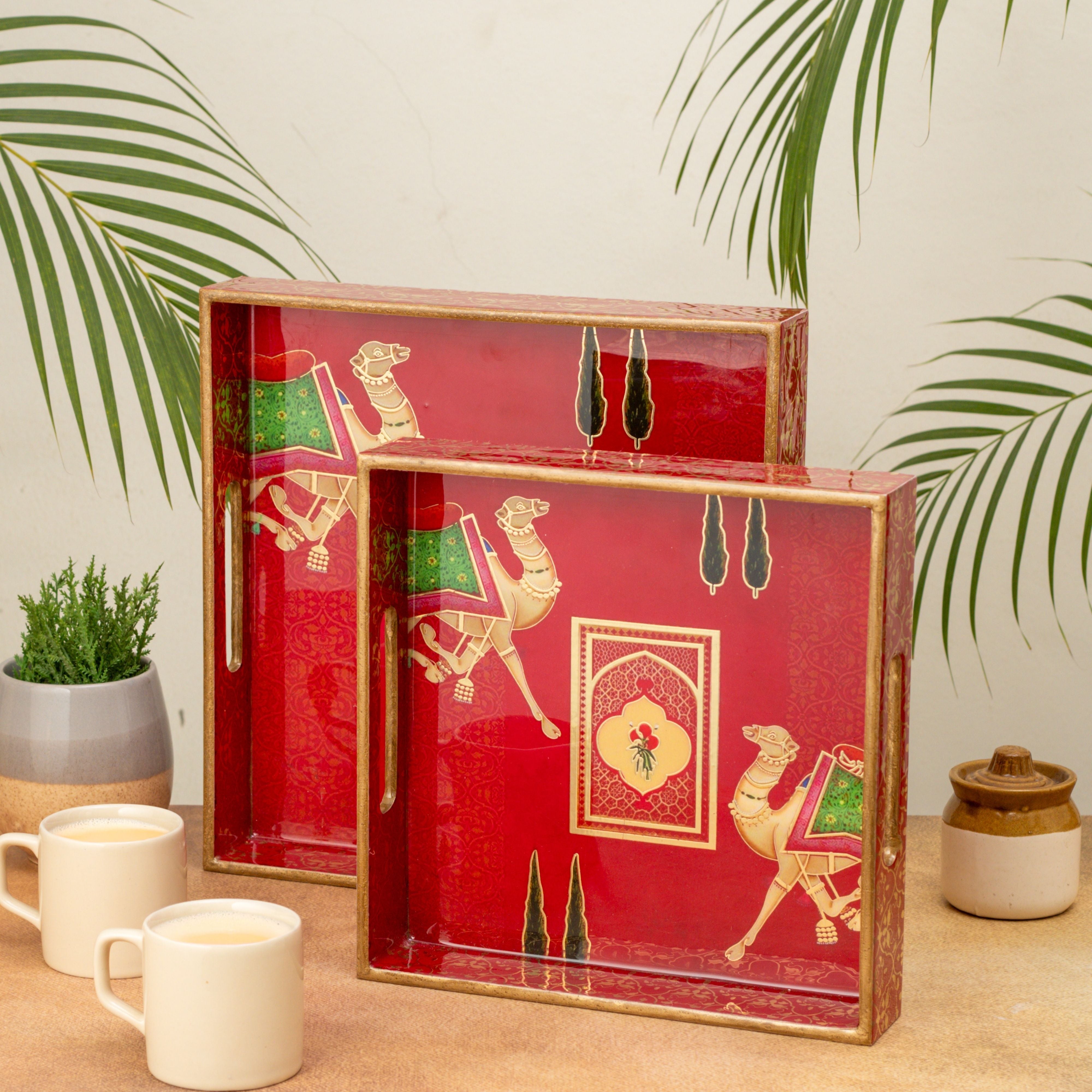 Red Camel Square Trays Set