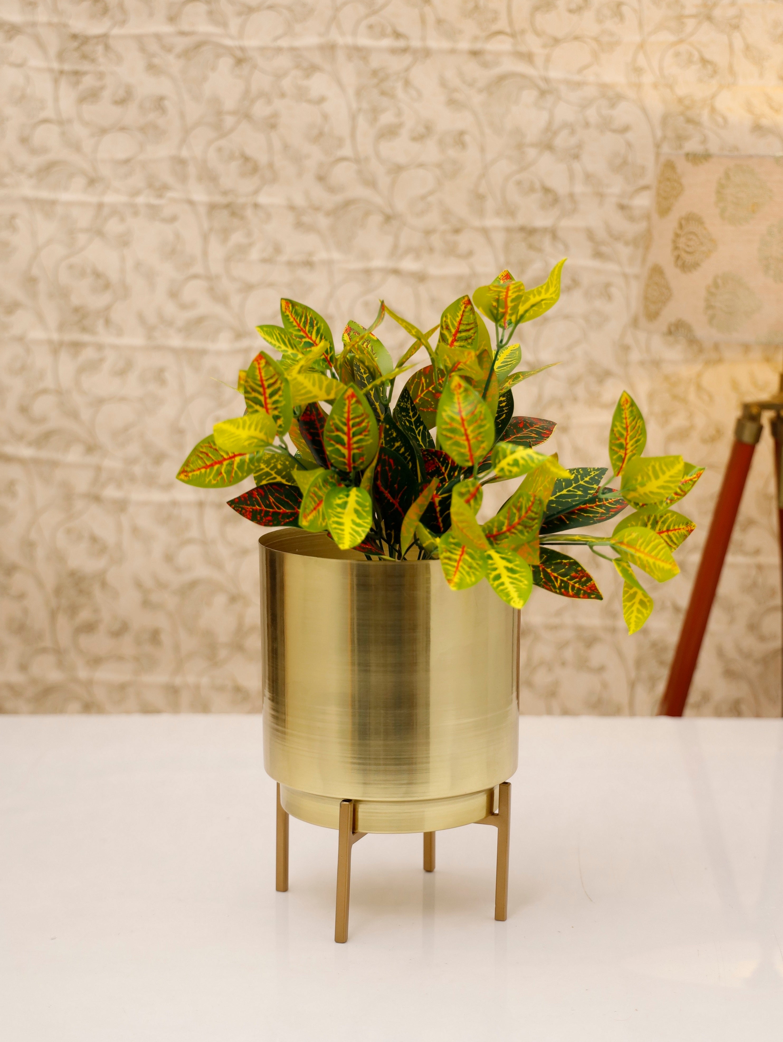 Ember Gold Planter (Pack of 1)
