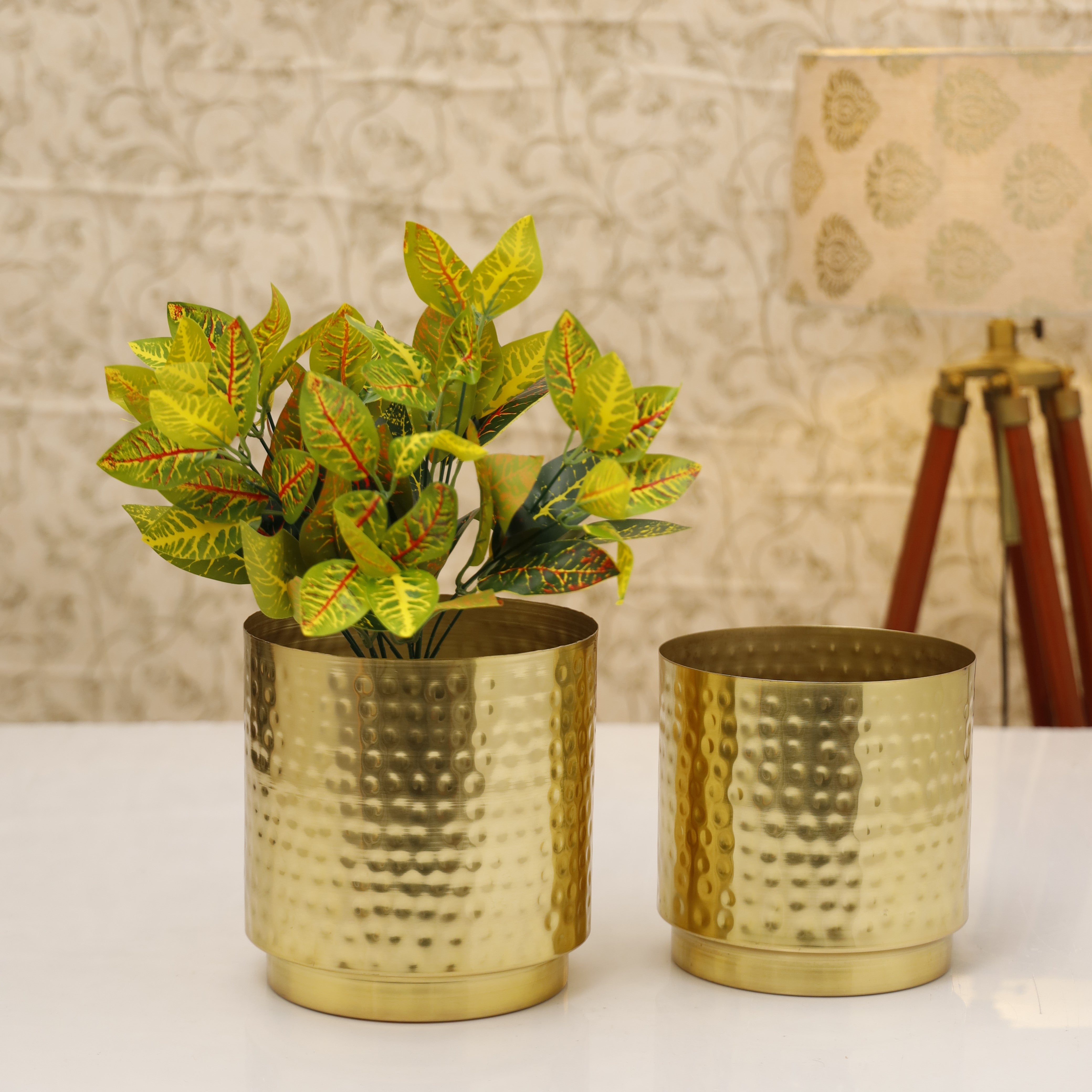 Dew Gold Hammered Planters(Set of 2)