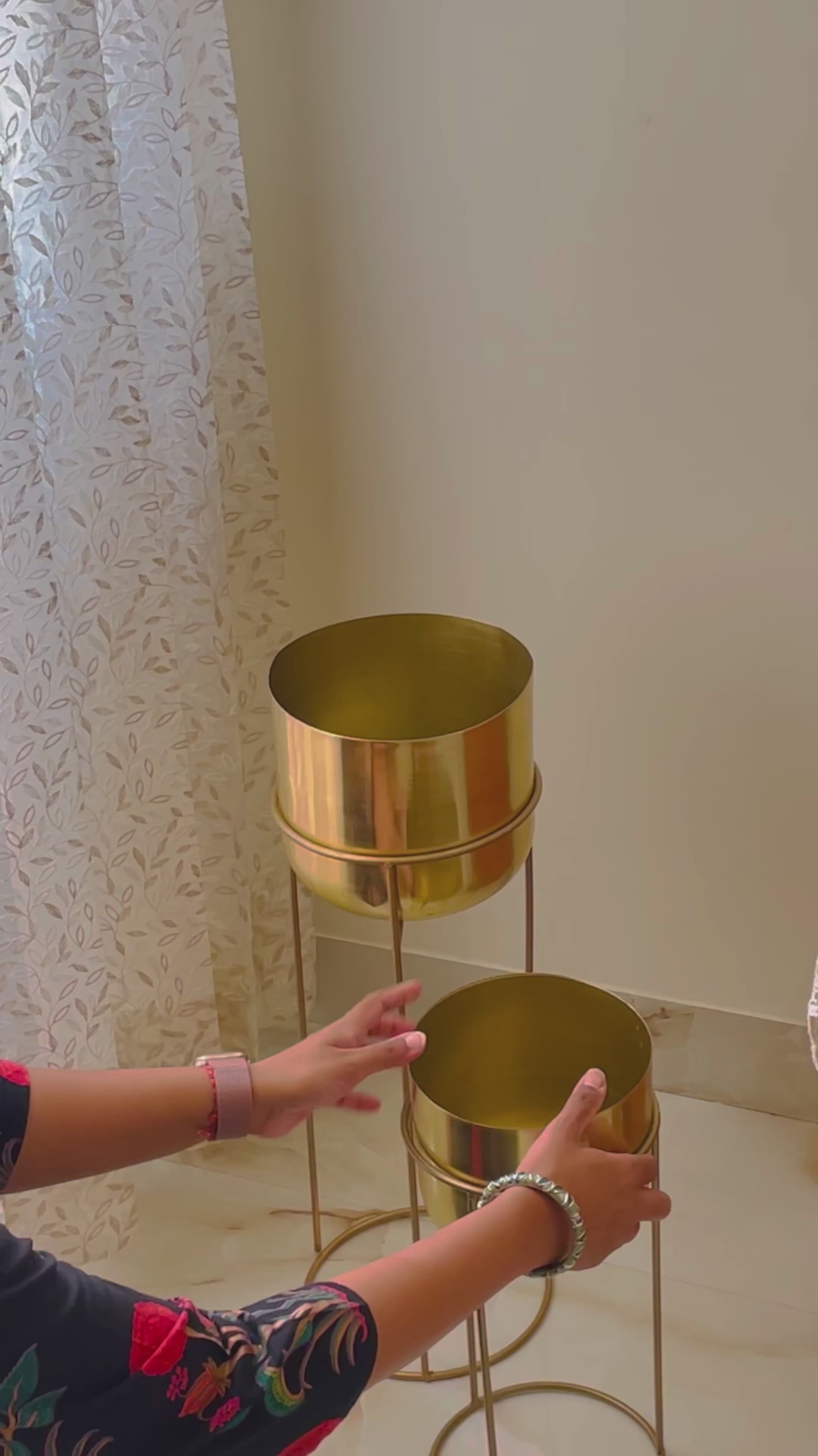 Allura Gold Set Planter (Set of 2)